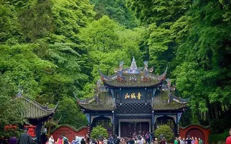 旅行社资质：如何辨别真伪